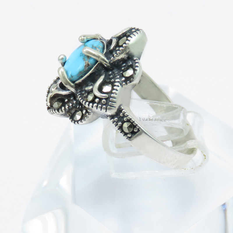 انگشتر نقره زنانه کد 209 انگشتر نقره زنانه کد 209