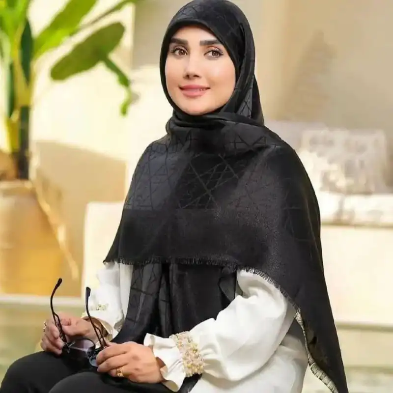 روسری زنانه مدل ژاکارد لمه دار