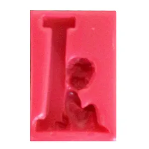 قالب فوندانت طرح حروف انگلیسی و فرشته حرف I کد 32557