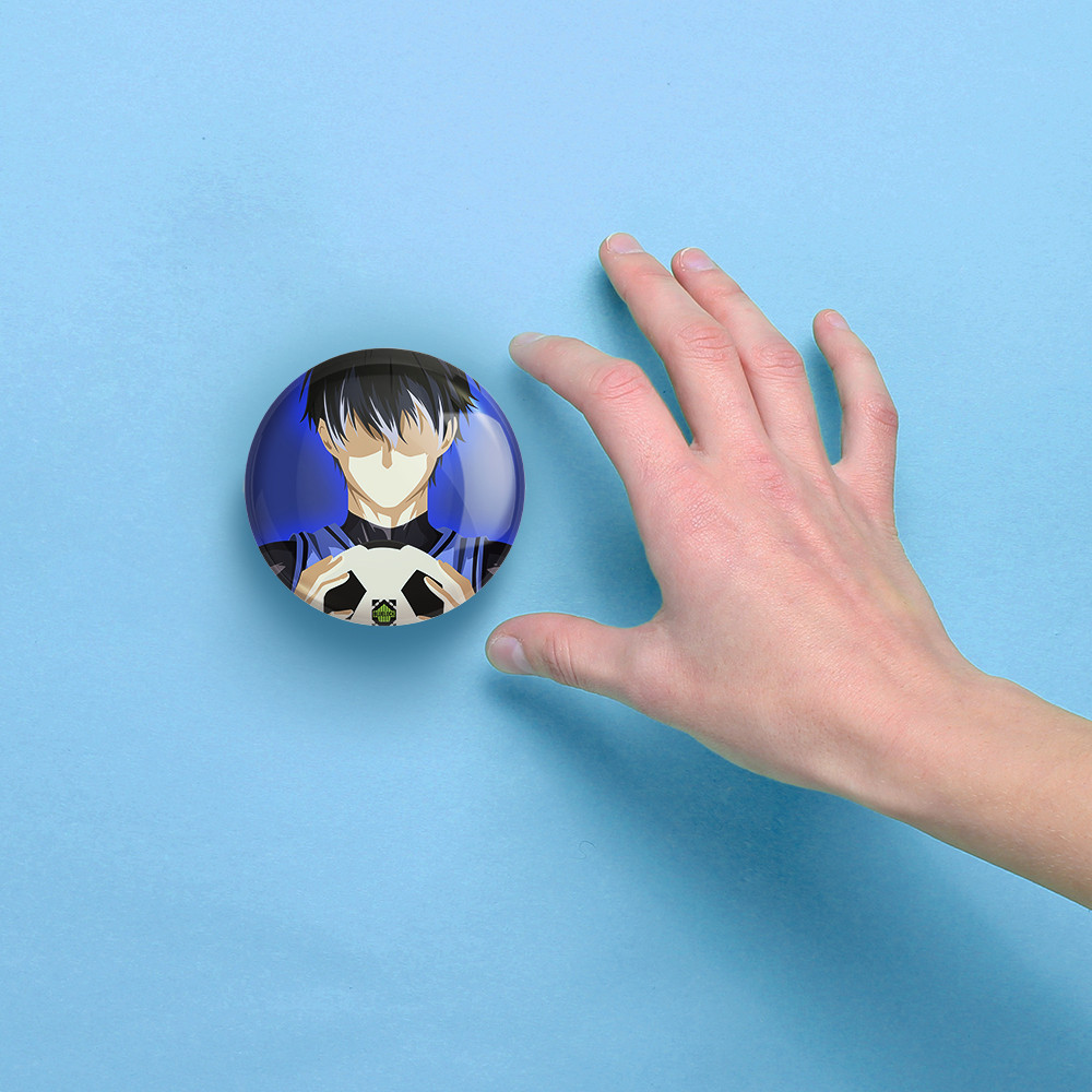 آینه جیبی خندالو مدل یویچی انیمه Blue Lock کد 24403