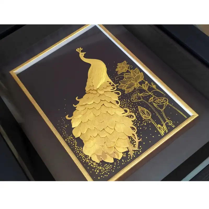 تابلو طلا کوب زرکات طرح طاووس مدل F115