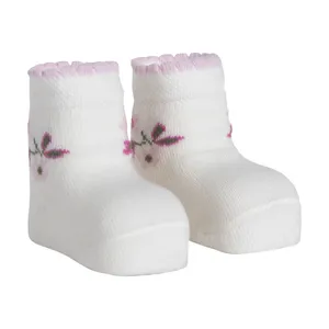 جوراب نوزادی کد 3902-3