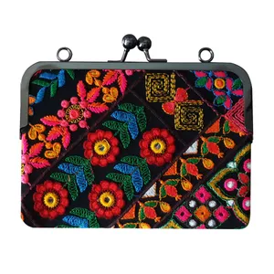 کیف سوزن دوزی مدل آذین