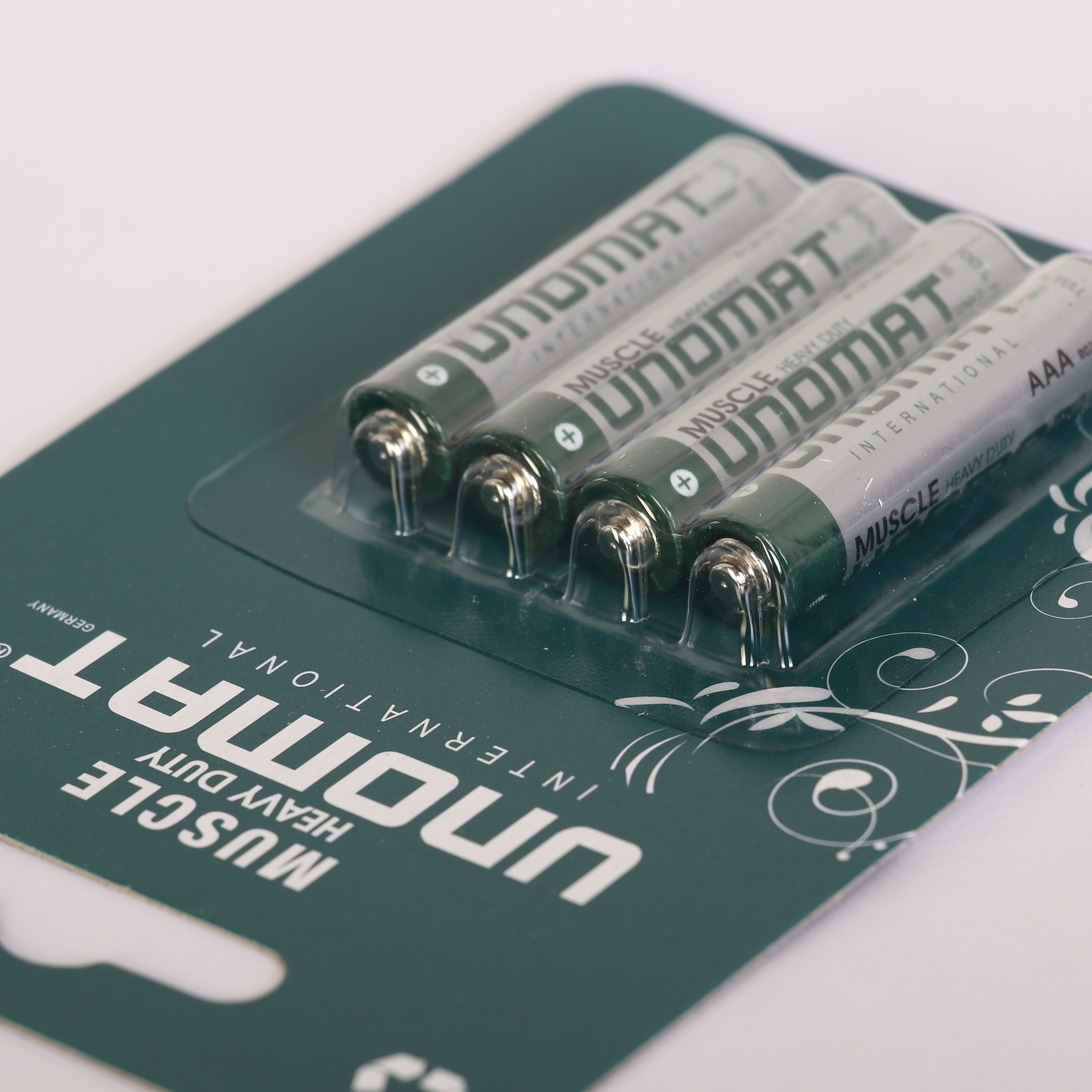 باتری نیم قلمی یونومات مدل Muscle Heavy بسته 4 عددی