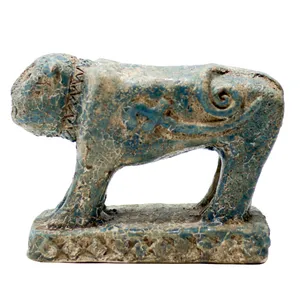 مجسمه طرح شیر سنگی