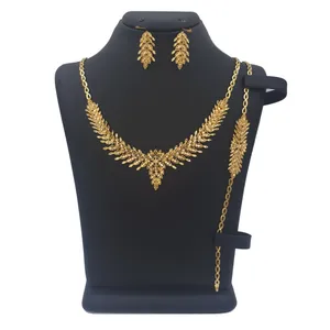 نیم ست طلا 18 عیار زنانه کد 3006