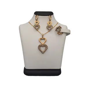 نیم ست طلا 18 عیار زنانه کد 4009