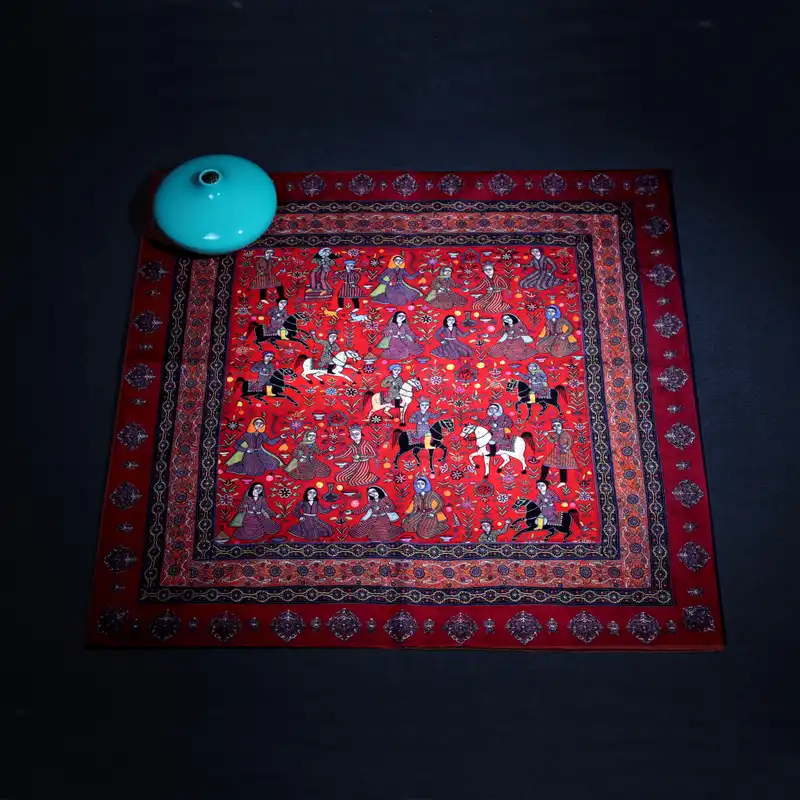 رومیزی طرح بزم بهرام کد KN-SQB65