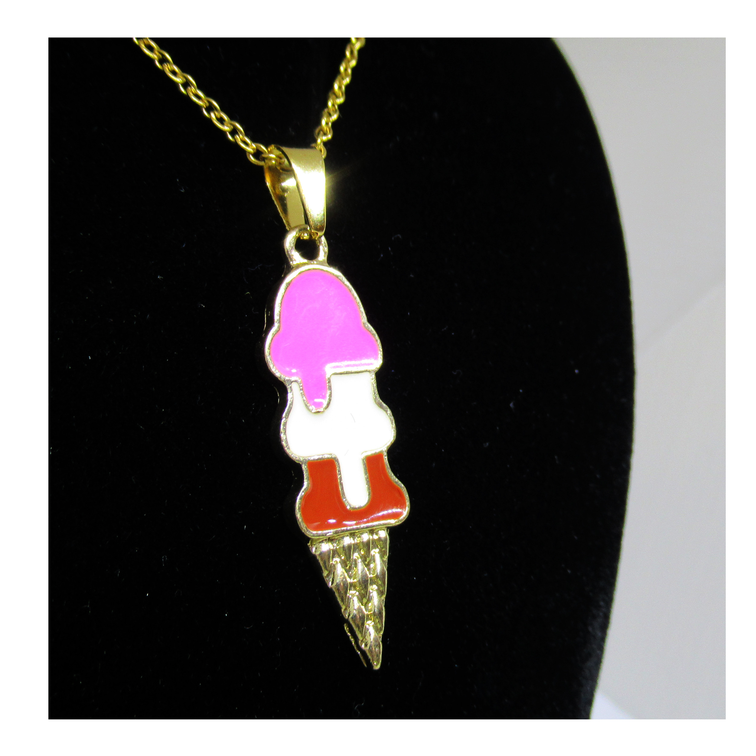 گردنبند دخترانه طرح بستنی کد ۷ گردنبند دخترانه طرح بستنی کد ۷