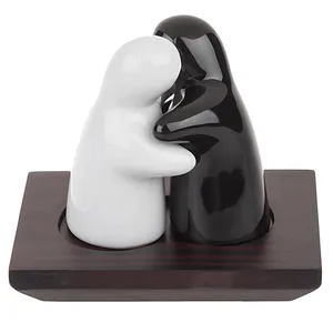 نمک و فلفل پاش گلدکیش مدل Gk409709