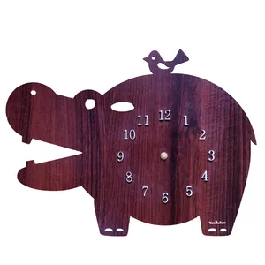 ساعت دیواری کیم تویز  طرح اسب آبی