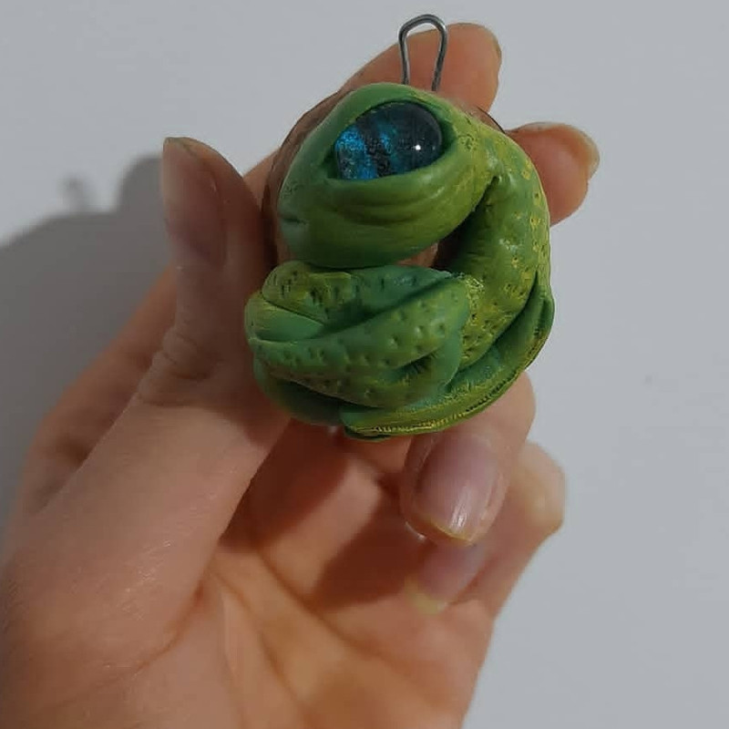 آویز گردنبند دخترانه طرح دراگون مدل ۹۹