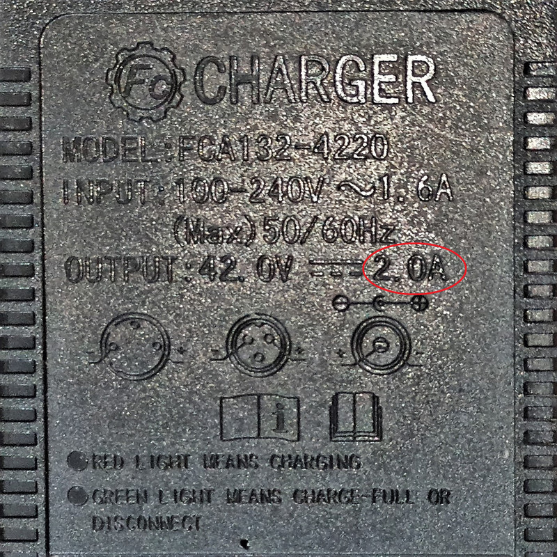 شارژر اسکوتر برقی مدل FCA-132-4210-2A