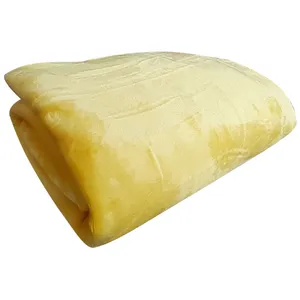 پتو مسافرتی مدل 018 سایز 200×150 ساتتی متر