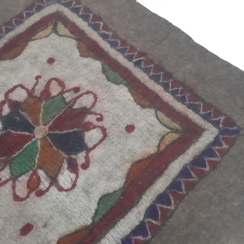 نمد فرش مدل TEB301