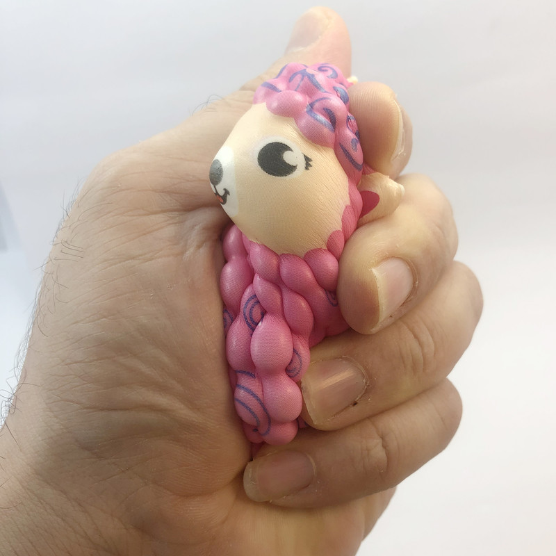 اسکویشی مدل Cute Lamb اسکویشی مدل Cute Lamb