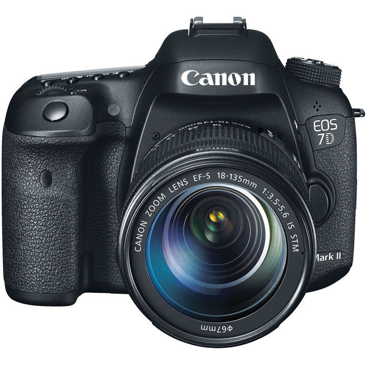  دوربین دیجیتال کانن مدل EOS 7D Mark II G به همراه لنز 18-135 میلی متر