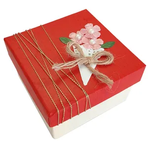 جعبه هدیه طرح دسته گل کد K.KE2