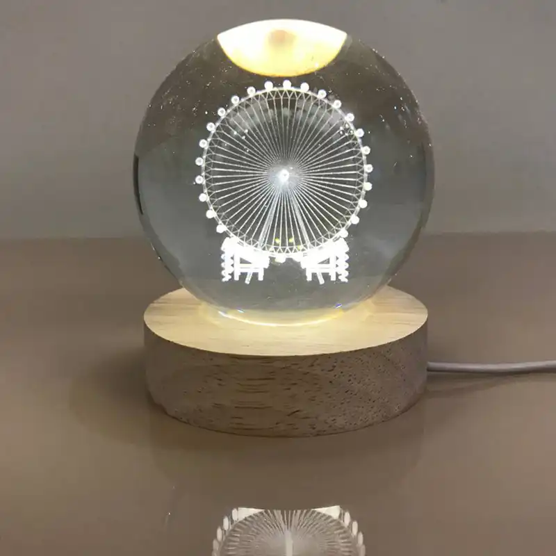 چراغ خواب مدل گوی کریستالی طرح چرخ و فلک