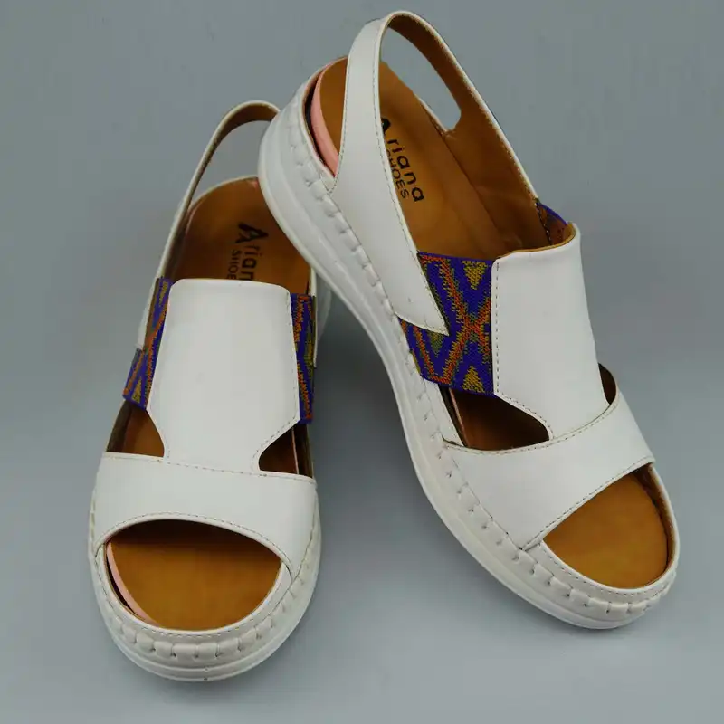 صندل زنانه مدل آیسان