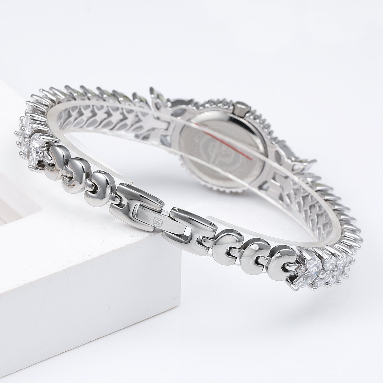 ساعت مچی عقربه ای زنانه رویال کرون کد 2527