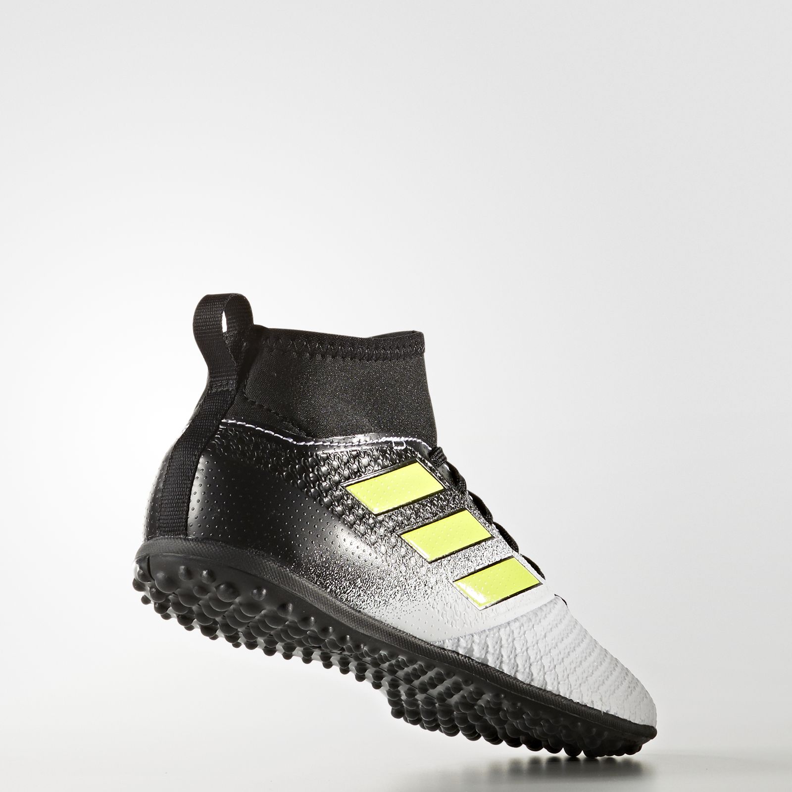  کفش فوتبال بچگانه آدیداس مدل ACE TANGO17.3 S77085 -  - 5
