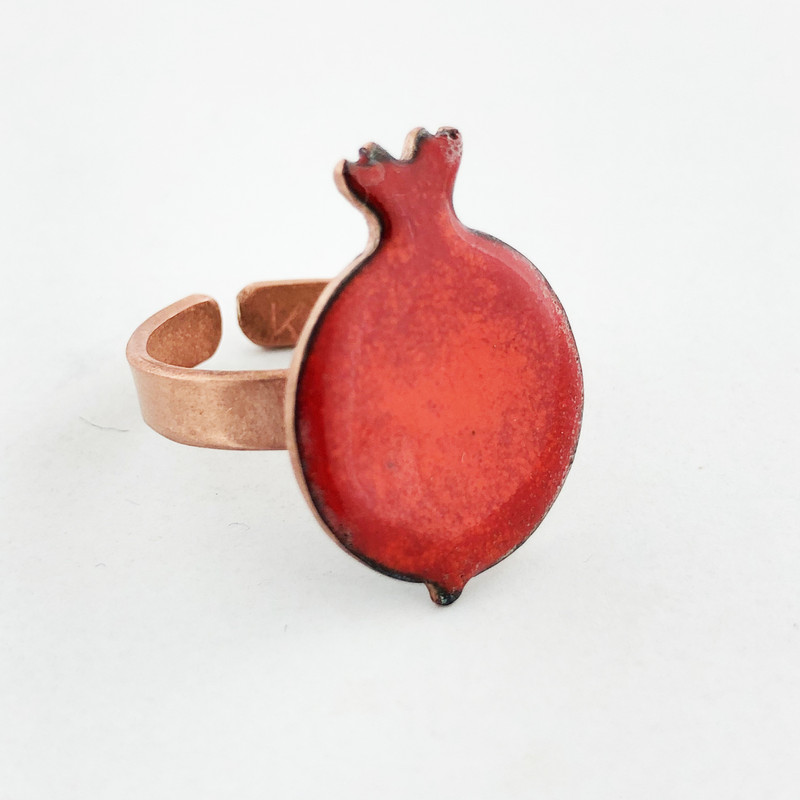 انگشتر زنانه آراسته طرح انار مدل gz98922