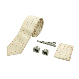 ست کراوات و دستمال جیب و دکمه سر دست مردانه کد 8676