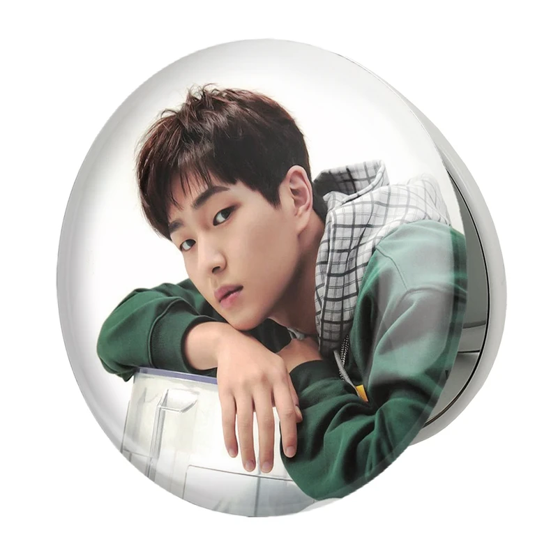 آینه جیبی خندالو طرح اونیو گروه شاینی مدل تاشو کد 21306