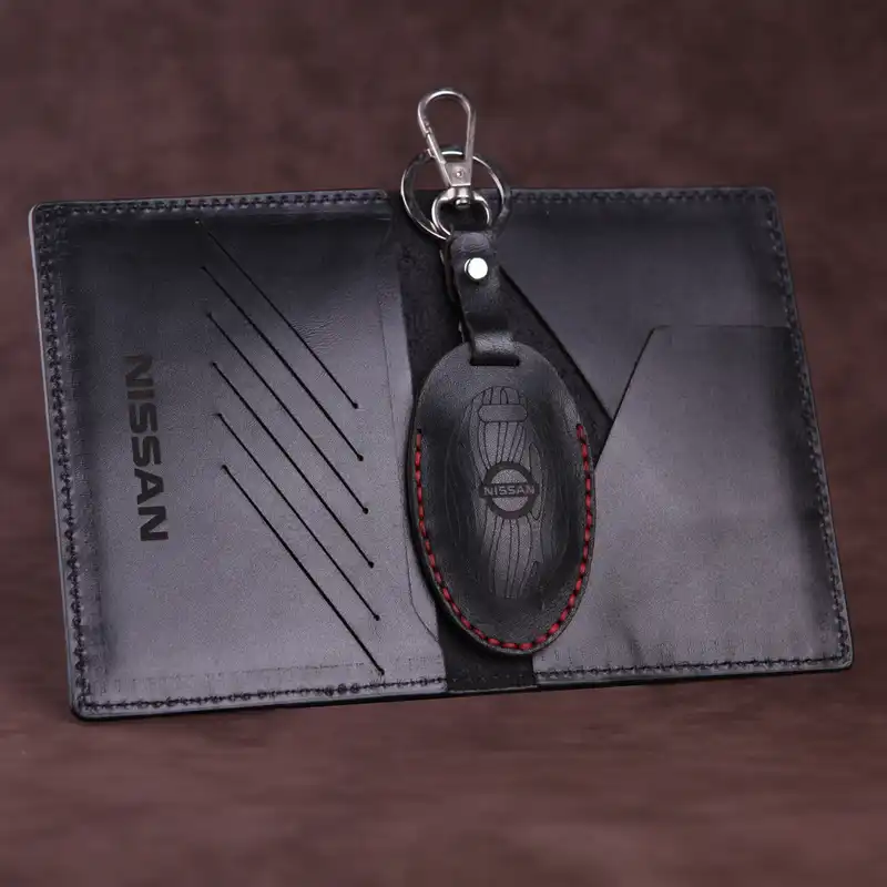 ست هدیه چرم ماکان طرح نیسان کد sh-221