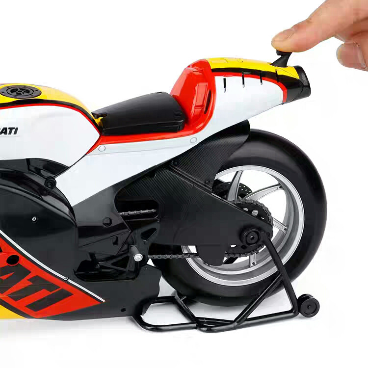 موتور بازی مدل kawasaki