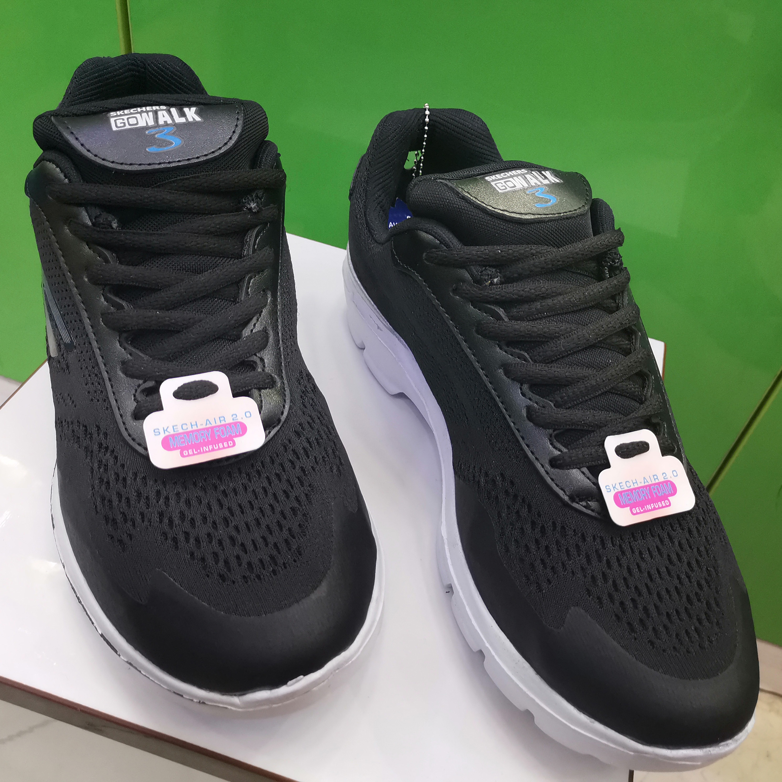 Skechers air 2.0 shop memory foam gel infused