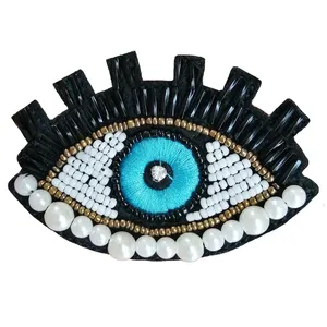 سنجاق سینه طرح چشم کد 013 