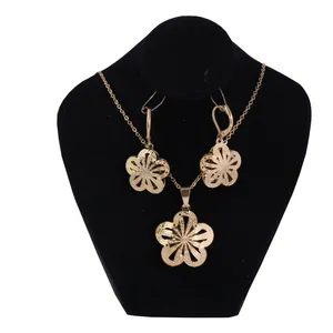 نیم ست زنانه طرح شکوفه کد 13225