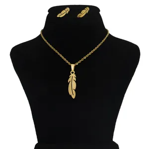 نیم ست زنانه طرح پر کد 676