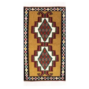 گلیم دستبافت یک متری طرح سنتی کد 20074 