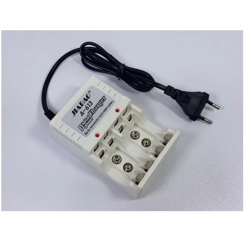 عکس شماره 3 : شارژر جیابائو مدل a-613 به همراه 4 باتری شارژی قلمی