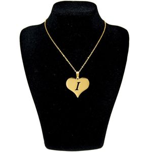 گردنبند طلا 18 عیار زنانه طرح قلب کد UN0037