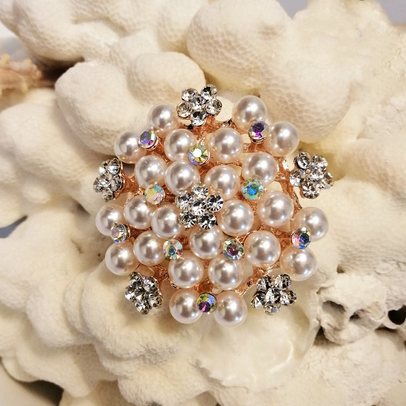 گل سینه زنانه کد rst014 گل سینه زنانه کد rst014