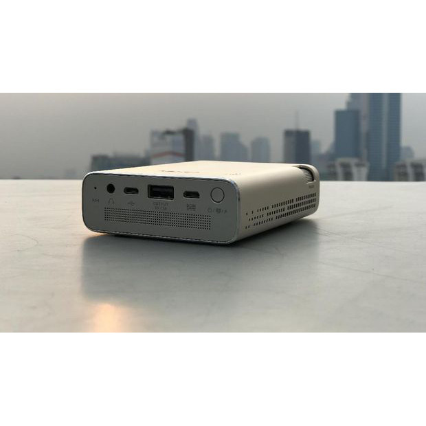 پروژکتور جیبی ایسوس مدل ZenBeam Go E1Z