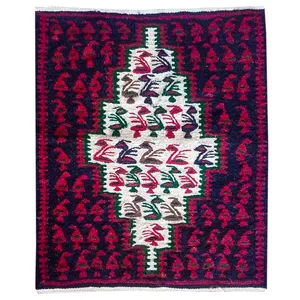 گلیم دستبافت نیم متری طرح هرسین کد 2234