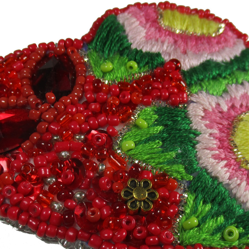 گل سینه طرح قلب کد 003