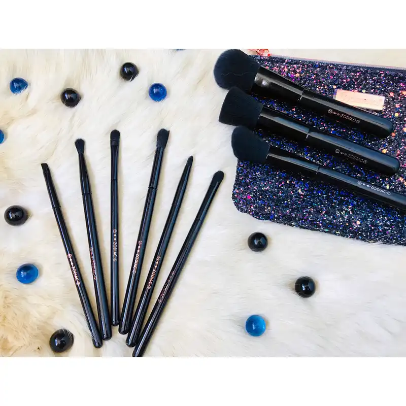 ست برس آرایشی بی اچ کازماتیکس مدل Zodiac مجموعه 9 عددی