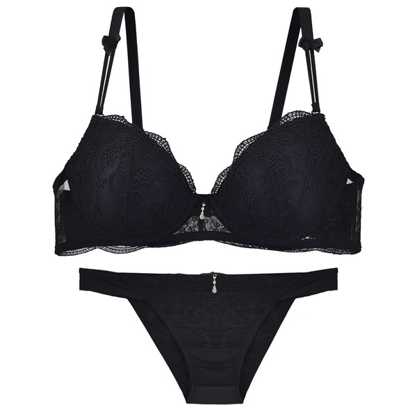 ست شورت و سوتین زنانه ینینچی مدل 10000