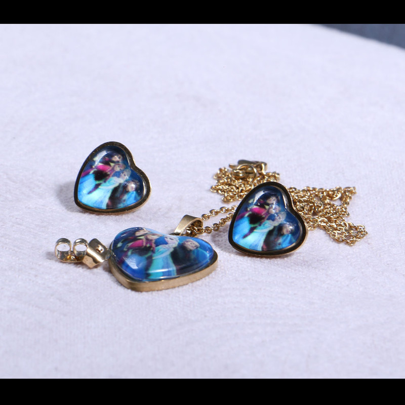 نیم ست دخترانه طرح ملکه برفی کد 13323 نیم ست دخترانه طرح ملکه برفی کد 13323