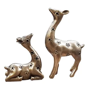 مجسمه طرح گوزن وحشی کد 6869 مجموعه 2 عددی