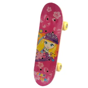 اسکیت بورد مدل Girl