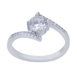 انگشتر نقره زنانه بازرگانی میلادی کد AWR-243