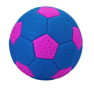 توپ فوتبال مدل b1