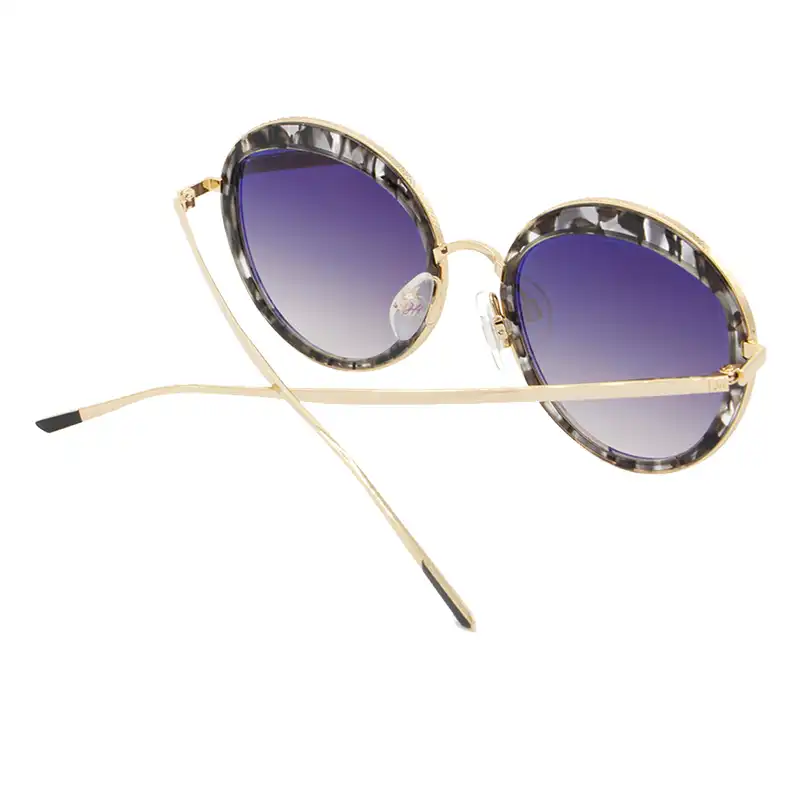 عینک آفتابی زنانه هیکمن مدل 3052